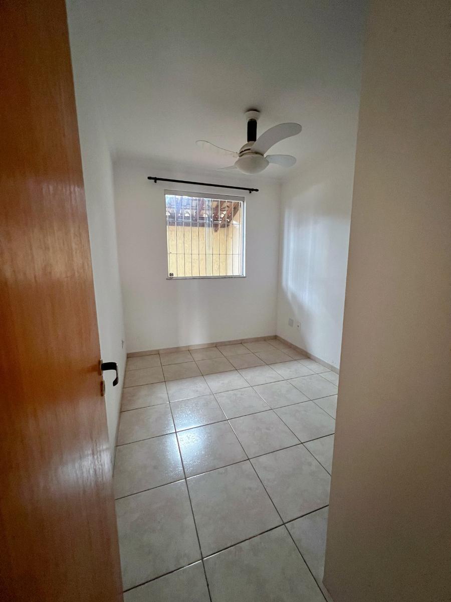 Casa, Piratininga (venda Nova), 2 Quartos, 2 Vagas