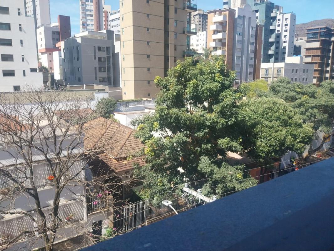 Apartamento, Serra, 2 Quartos, 2 Vagas, 1 Suíte