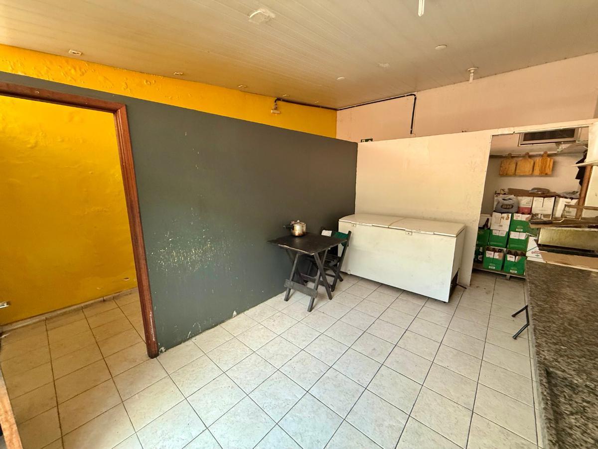 Andar, São José, 0 Quarto, 0 Vaga