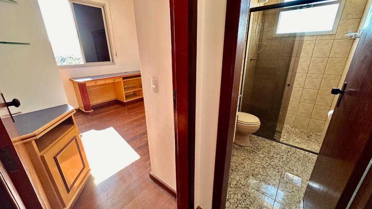 Apartamento, Itapoã, 3 Quartos, 2 Vagas, 2 Suítes