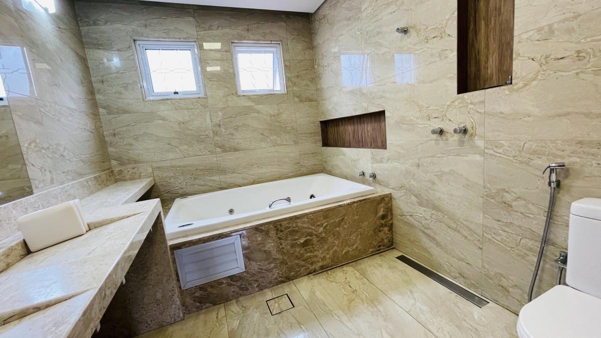 Casa, Itapoã, 5 Quartos, 4 Vagas, 3 Suítes