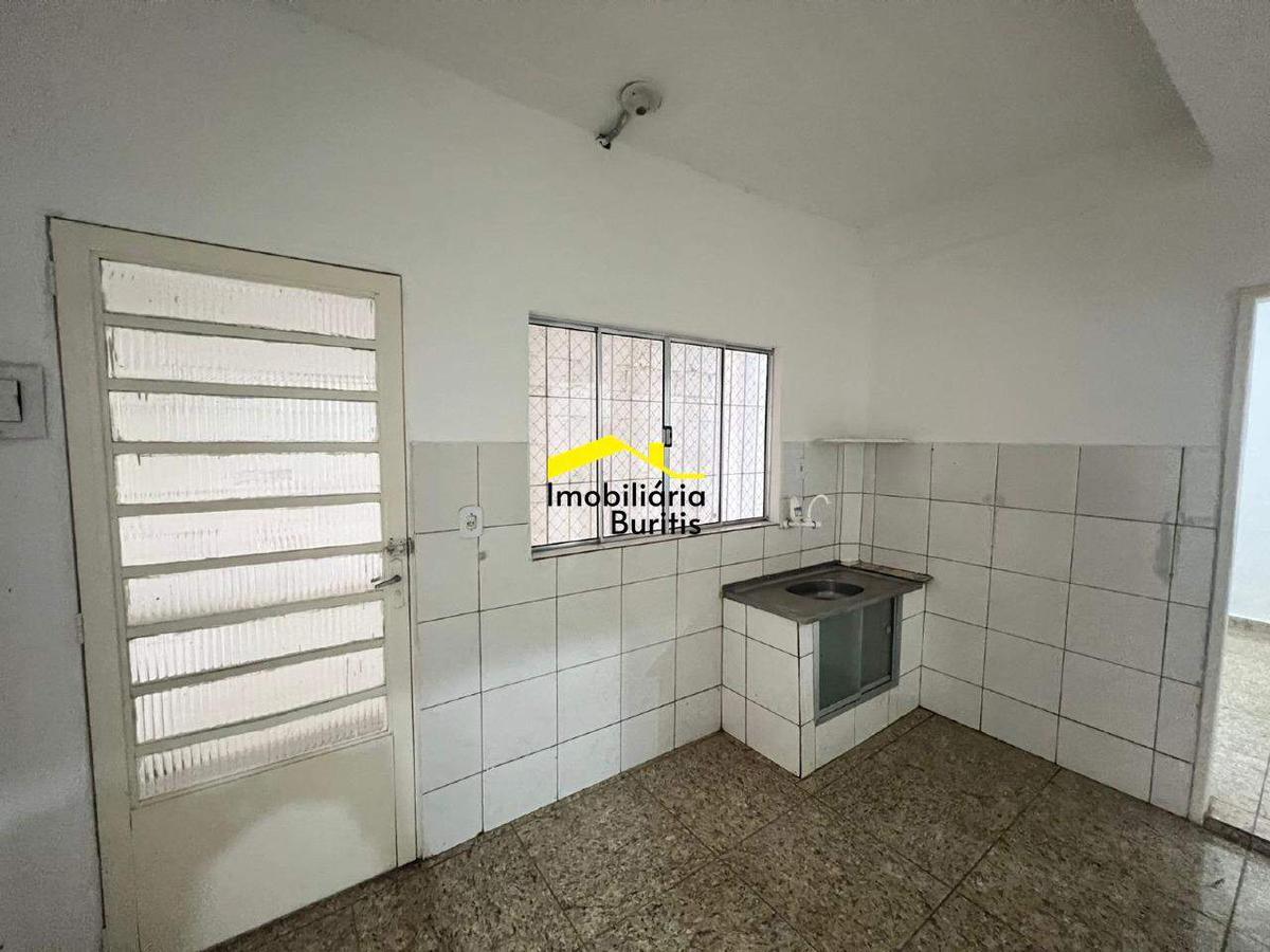 Quitinete, Palmeiras, 3 Quartos