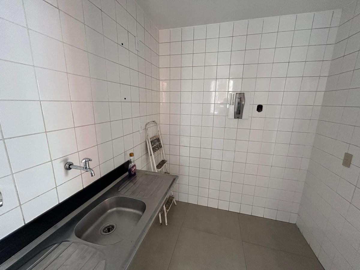 Apartamento, Centro, 2 Quartos, 1 Vaga