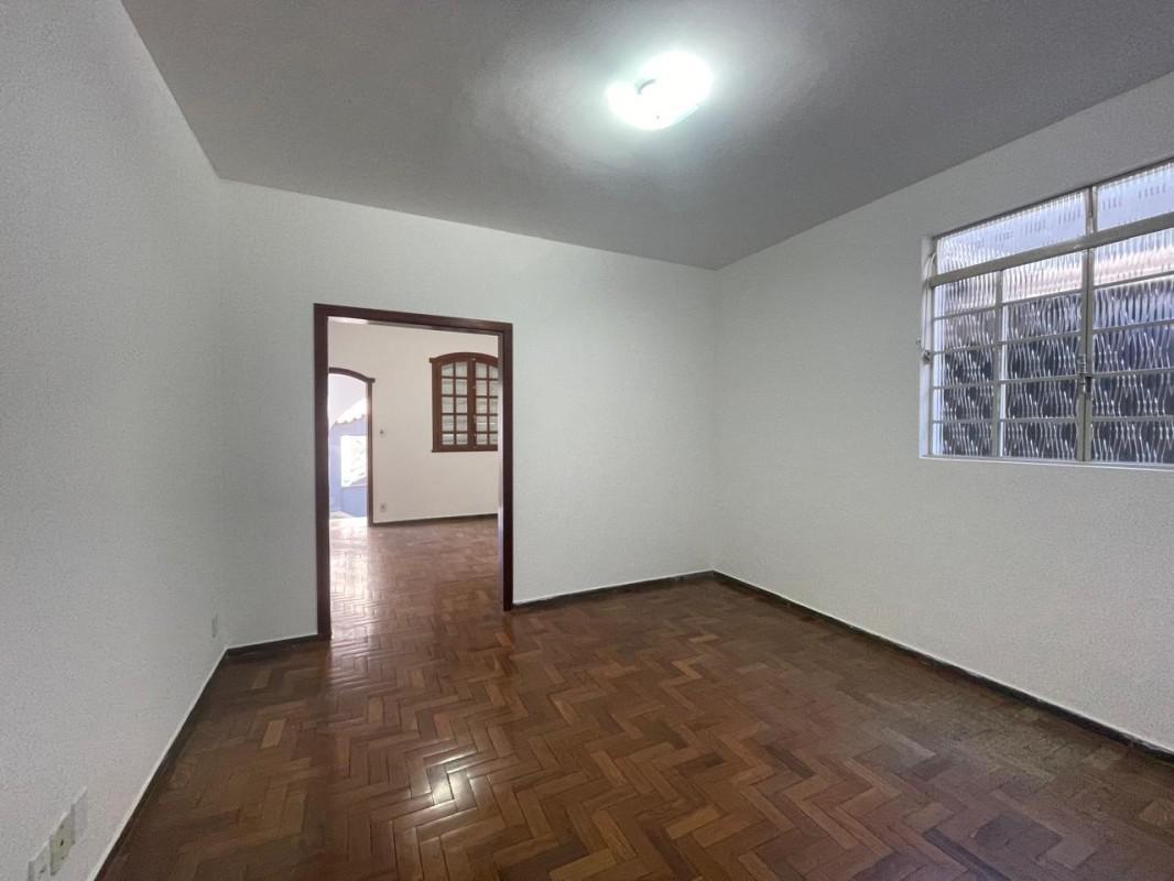 Casa, Floresta, 5 Quartos, 4 Vagas, 1 Suíte