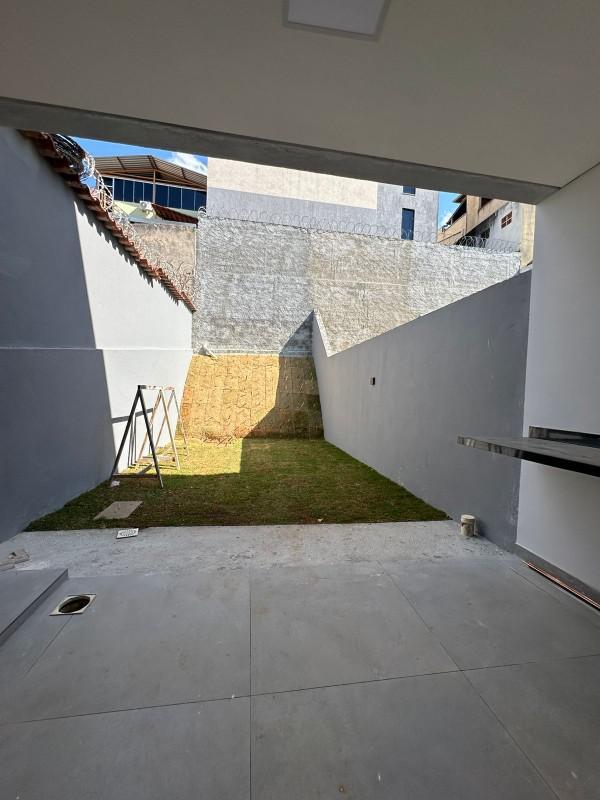 Casa, Bom Retiro, 3 Quartos, 2 Vagas, 1 Suíte