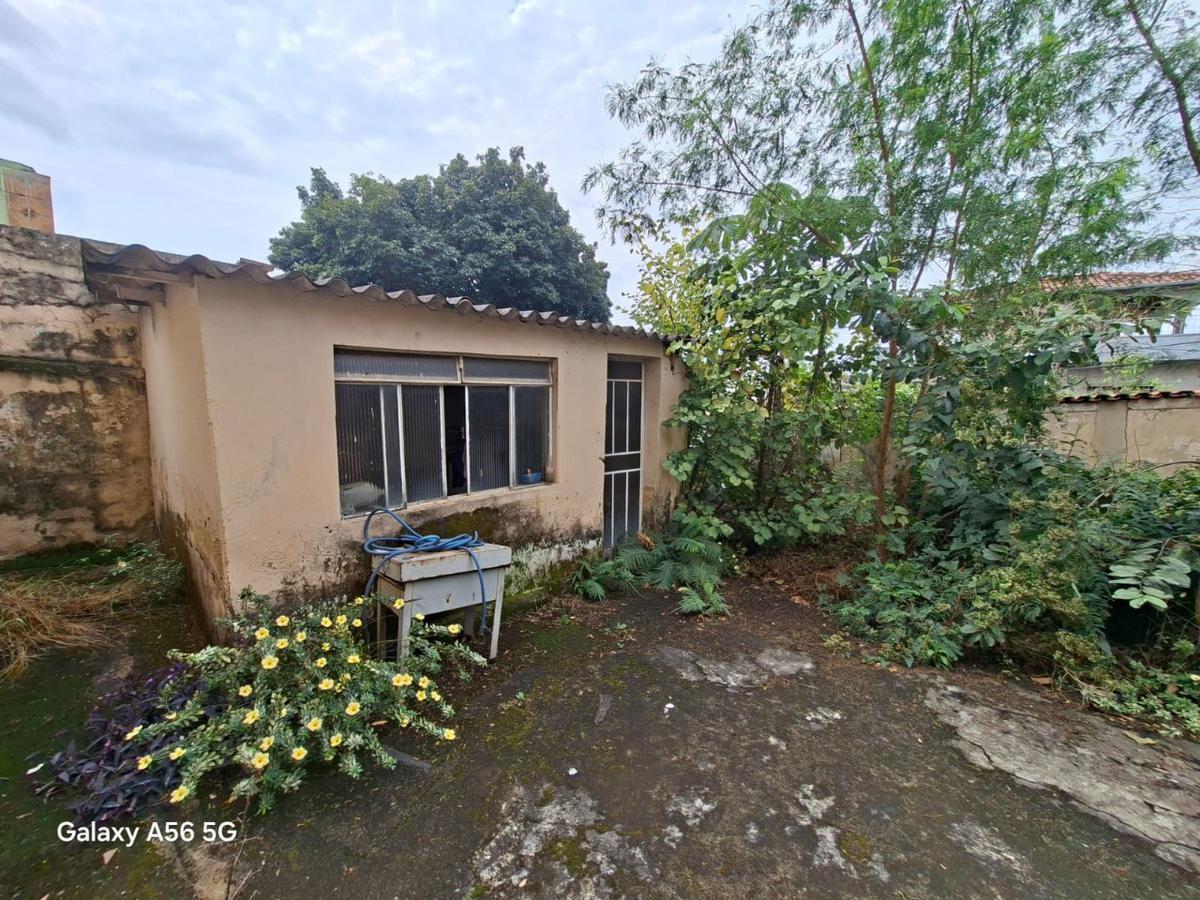 Casa, Esplanada, 4 Quartos, 2 Vagas, 1 Suíte