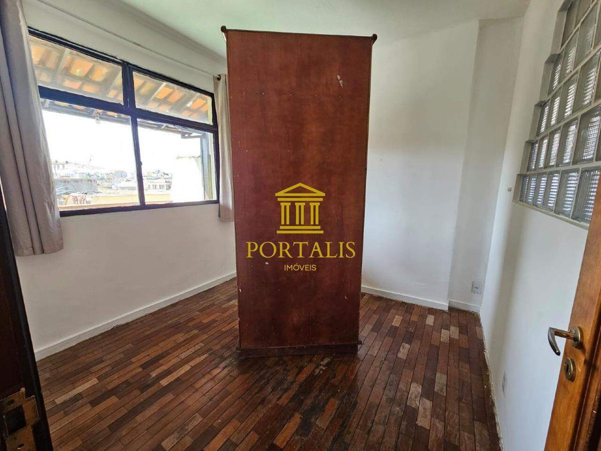 Apartamento, Floresta, 2 Quartos, 0 Vaga