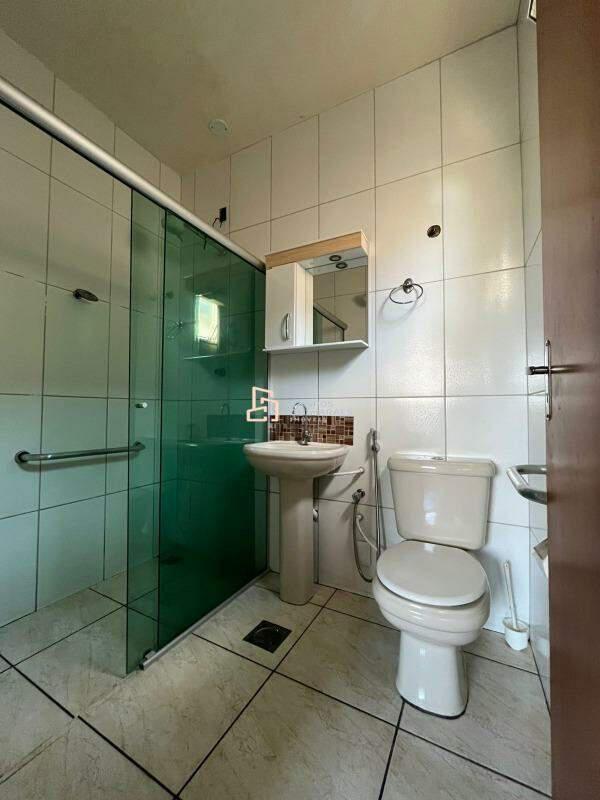 Casa, Coqueiros, 3 Quartos, 4 Vagas, 1 Suíte