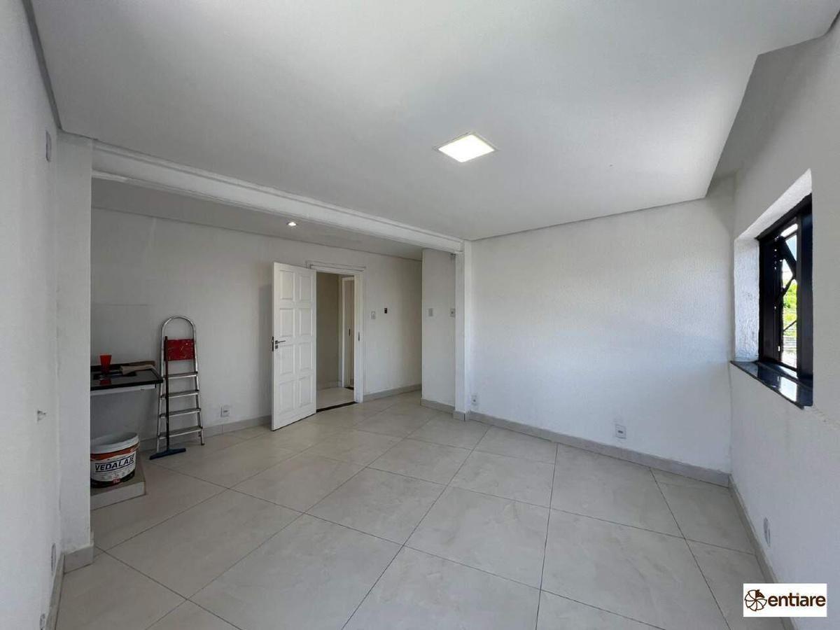 Sala, Luxemburgo, 0 Quarto, 0 Vaga