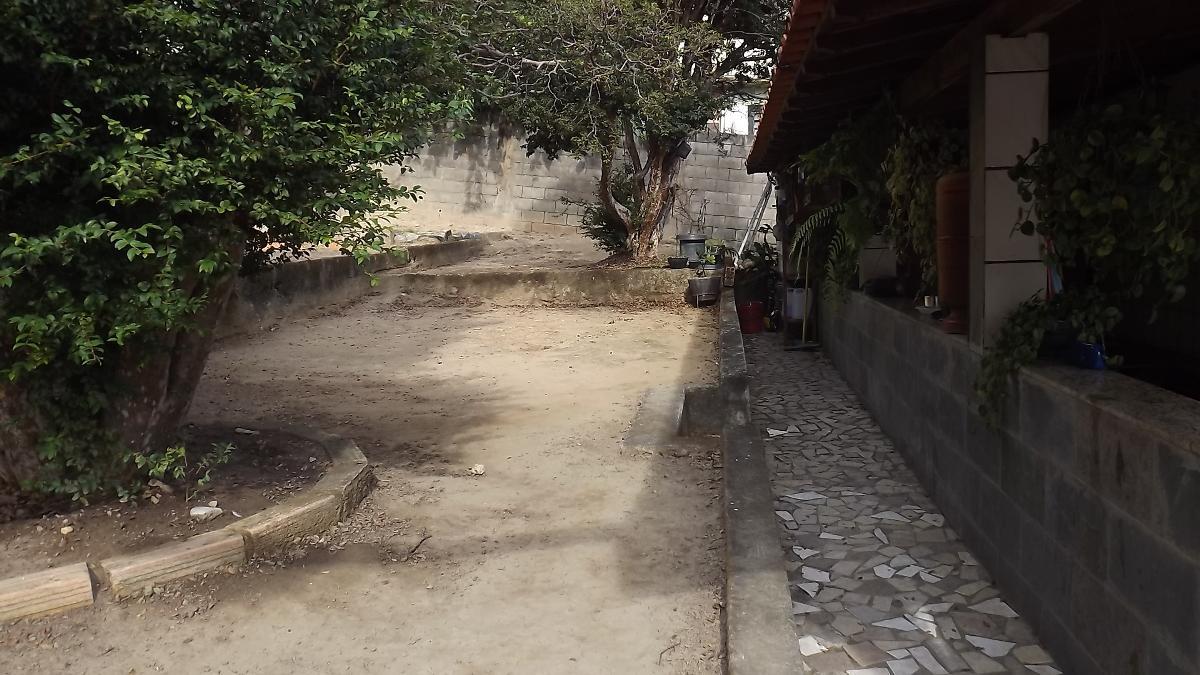 Casa, Alípio de Melo, 2 Quartos, 3 Vagas, 1 Suíte
