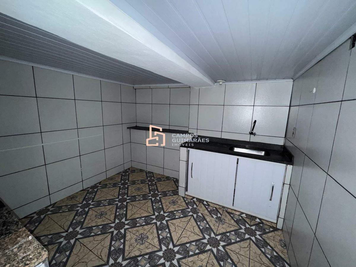 Casa, Milionários, 1 Quarto, 1 Vaga, 1 Suíte
