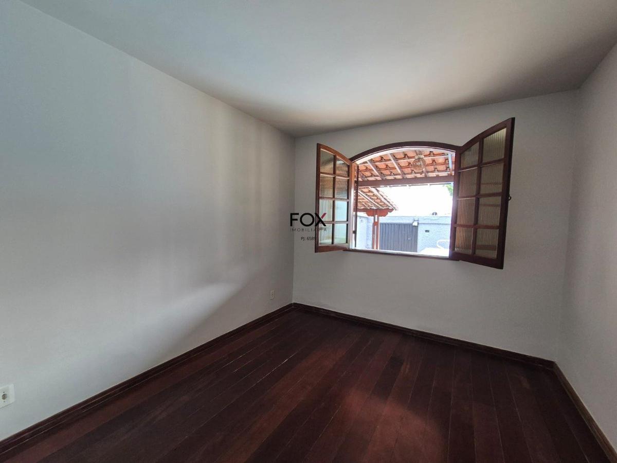 Casa, Alípio de Melo, 3 Quartos, 4 Vagas