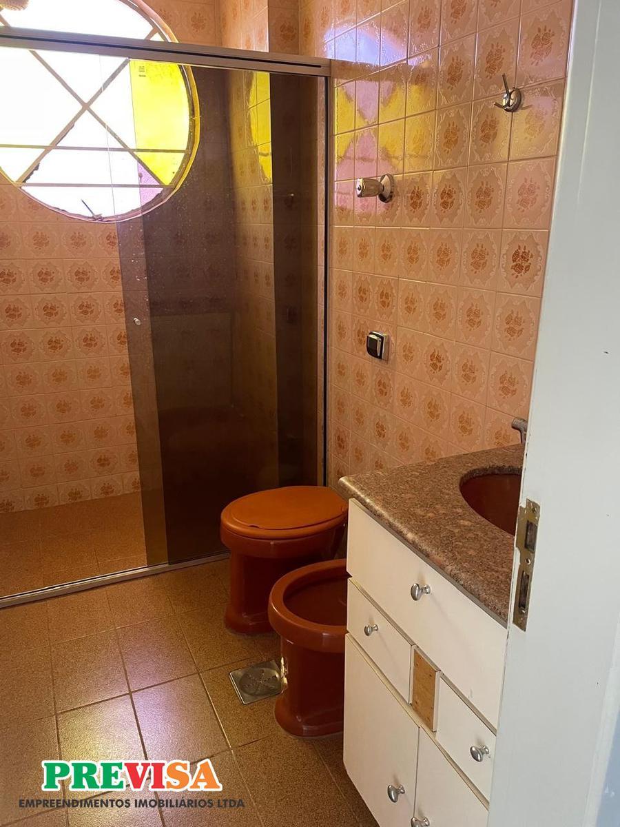 Apartamento, Sagrada Família, 2 Quartos, 1 Vaga, 1 Suíte