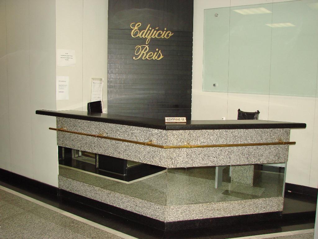 Sala, Lourdes, 0 Vaga