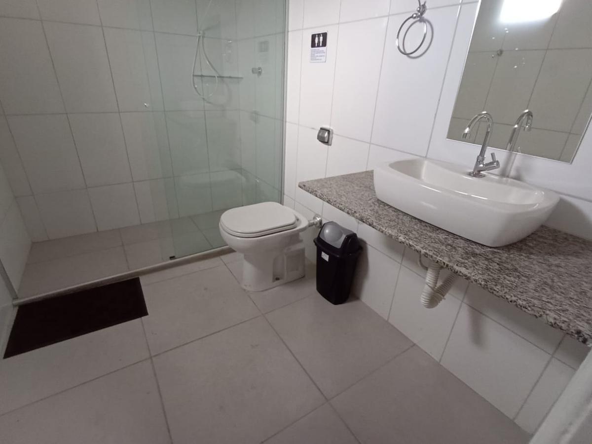 Casa Comercial, Liberdade, 0 Quarto, 0 Vaga