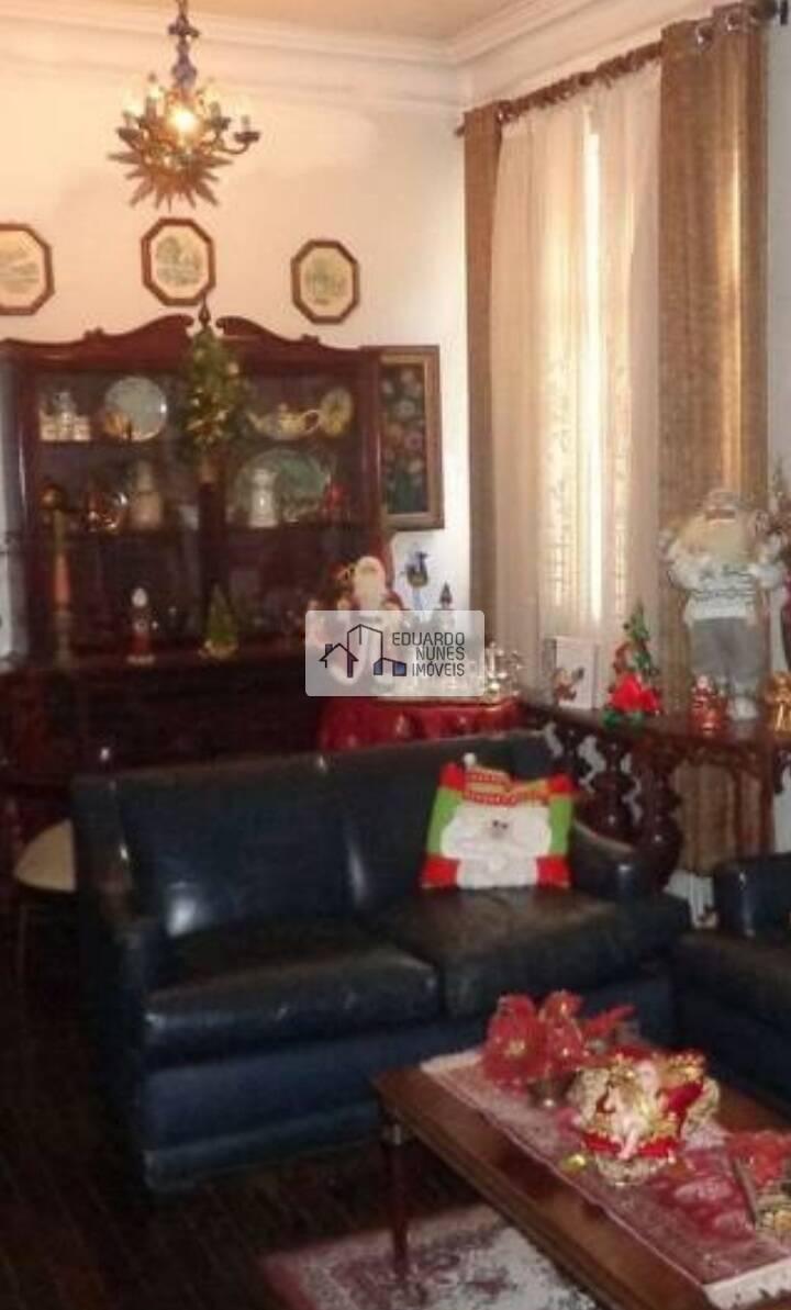 Casa, Barro Preto, 8 Quartos, 2 Vagas, 3 Suítes