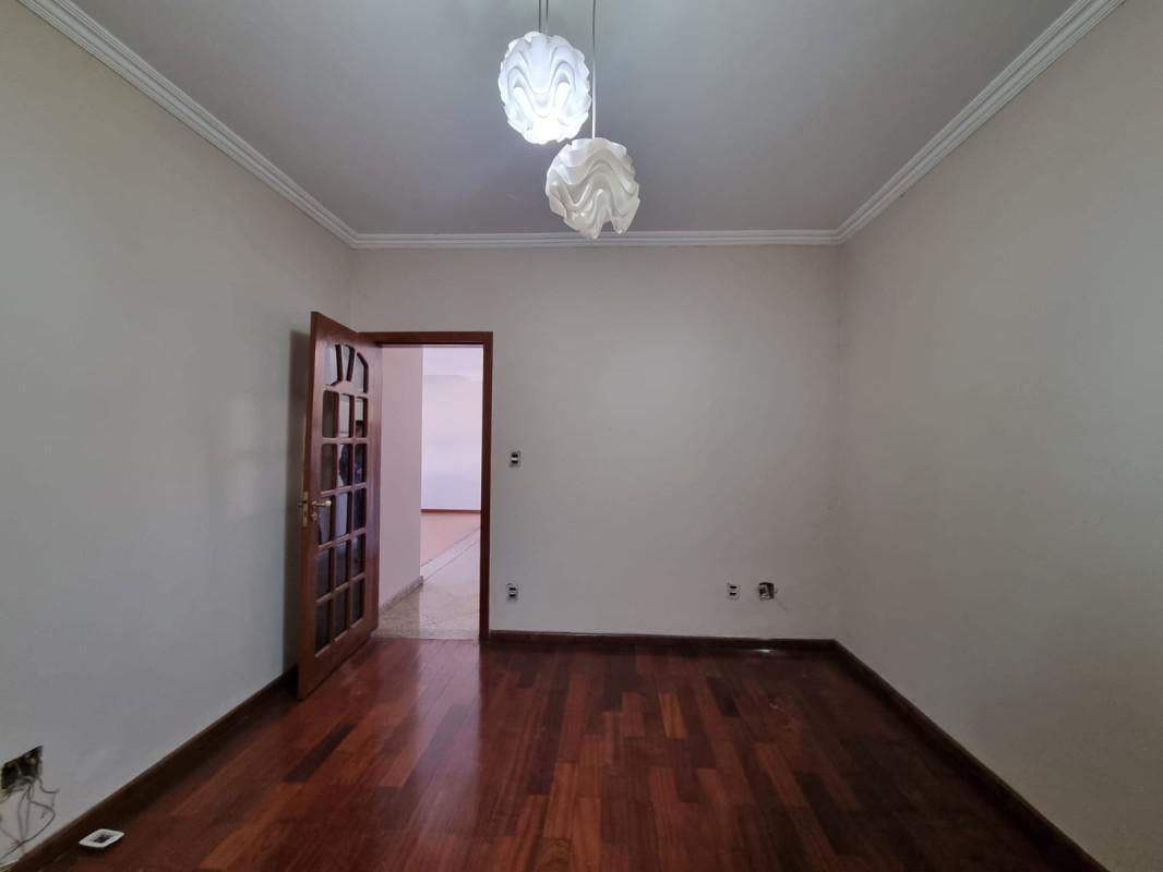 Casa, Jardim Riacho das Pedras, 4 Quartos, 5 Vagas, 3 Suítes