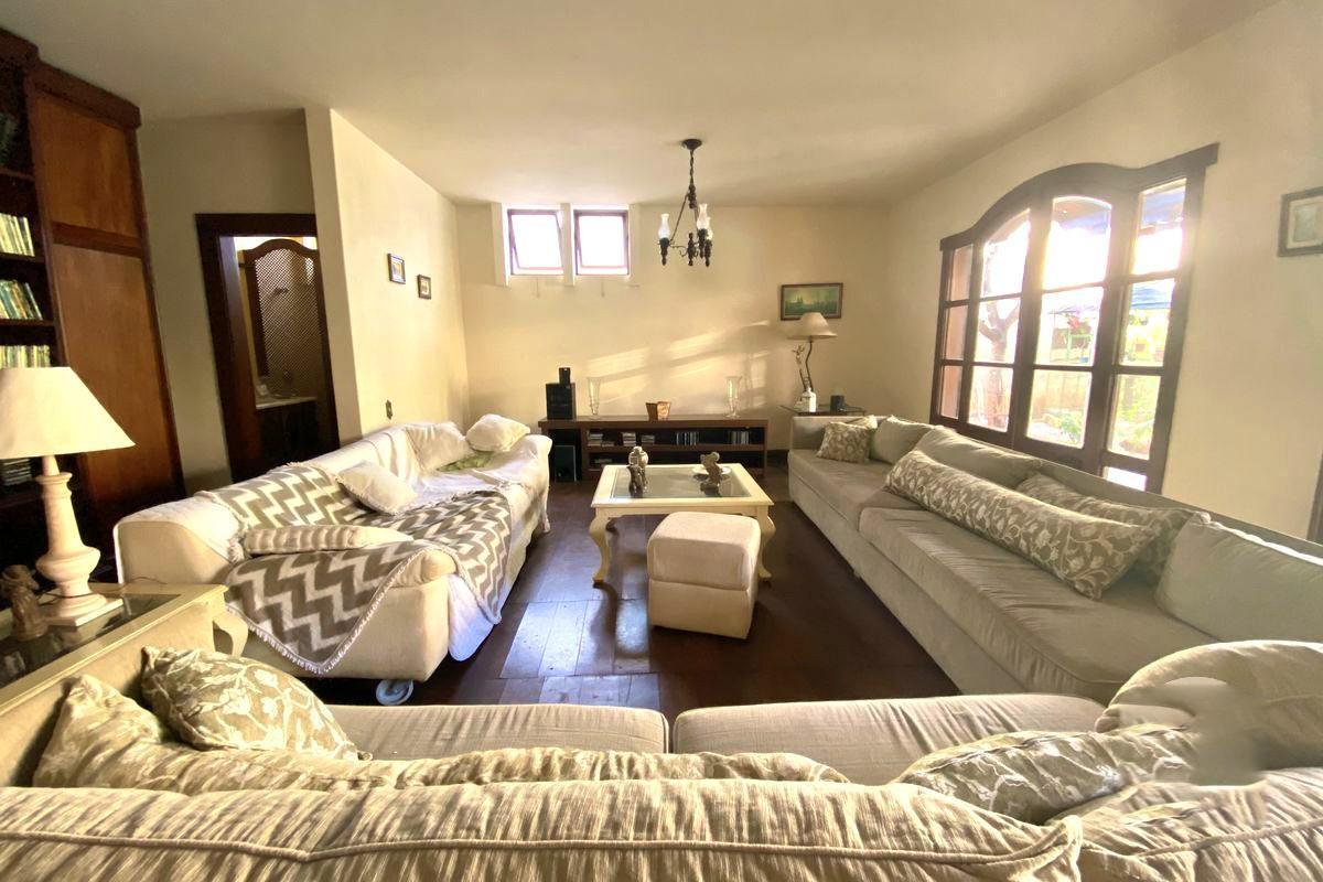 Casa, São Luiz (pampulha), 5 Quartos, 6 Vagas, 1 Suíte