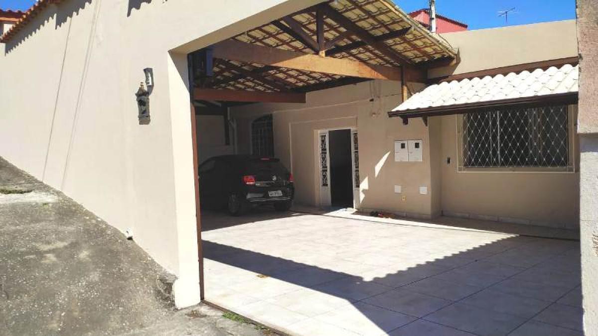 Casa, Nova Gameleira, 4 Quartos, 5 Vagas, 1 Suíte