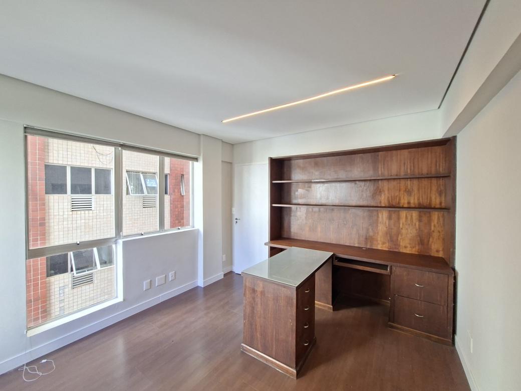 Sala, Santa Efigênia, 0 Quarto, 1 Vaga