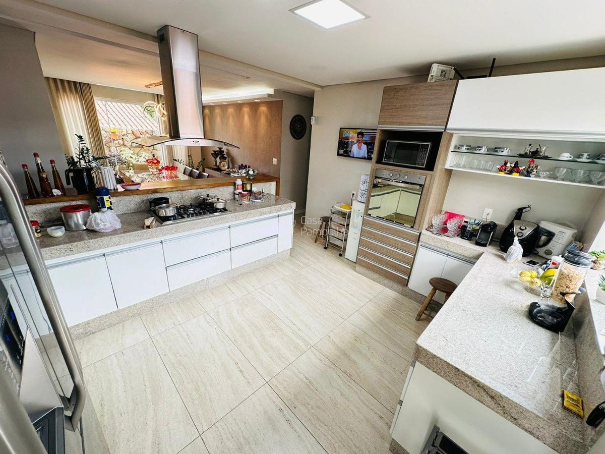 Casa, Conjunto Minascaixa, 4 Quartos, 4 Vagas, 2 Suítes