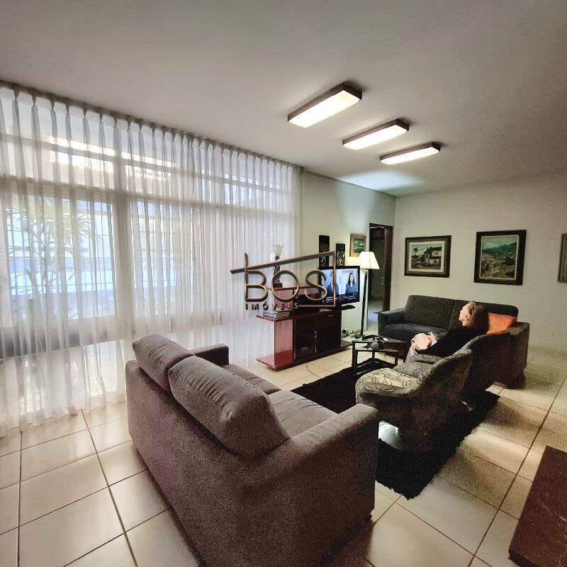 Casa, Cidade Jardim, 6 Quartos, 10 Vagas, 1 Suíte