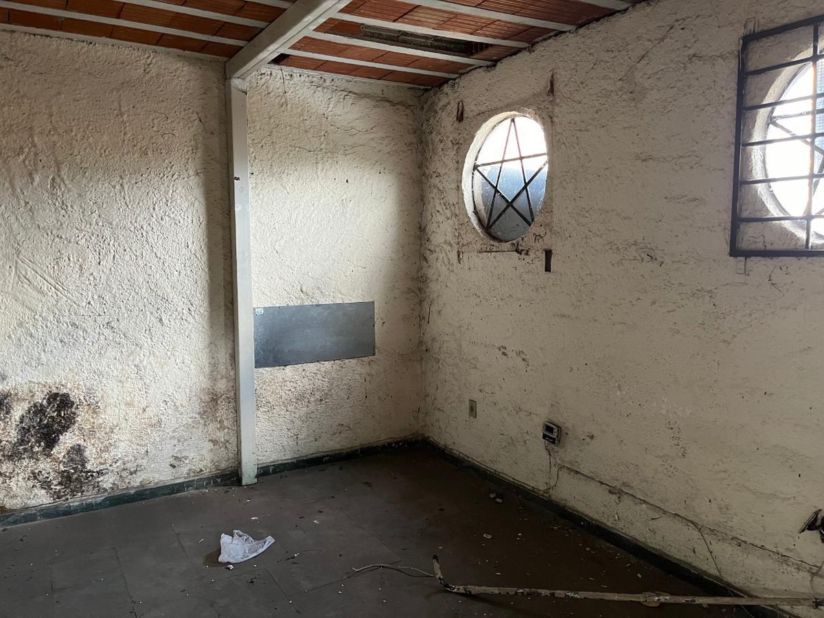 Galpão, Camargos, 0 Quarto, 0 Vaga