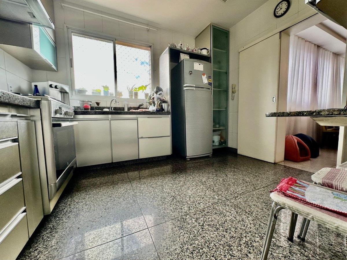 Apartamento, São José, 3 Quartos, 3 Vagas, 2 Suítes