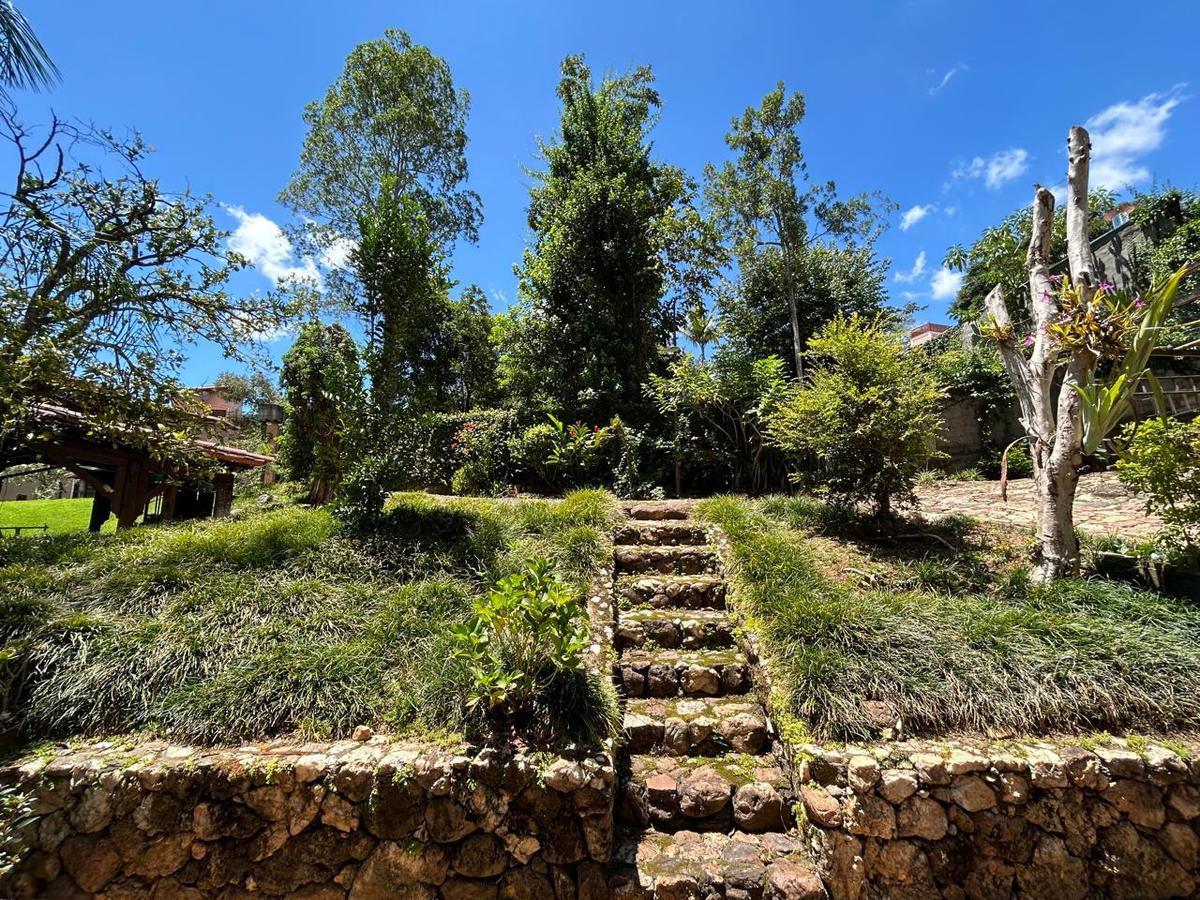 Casa, Jardim Canadá, 3 Quartos, 6 Vagas, 1 Suíte