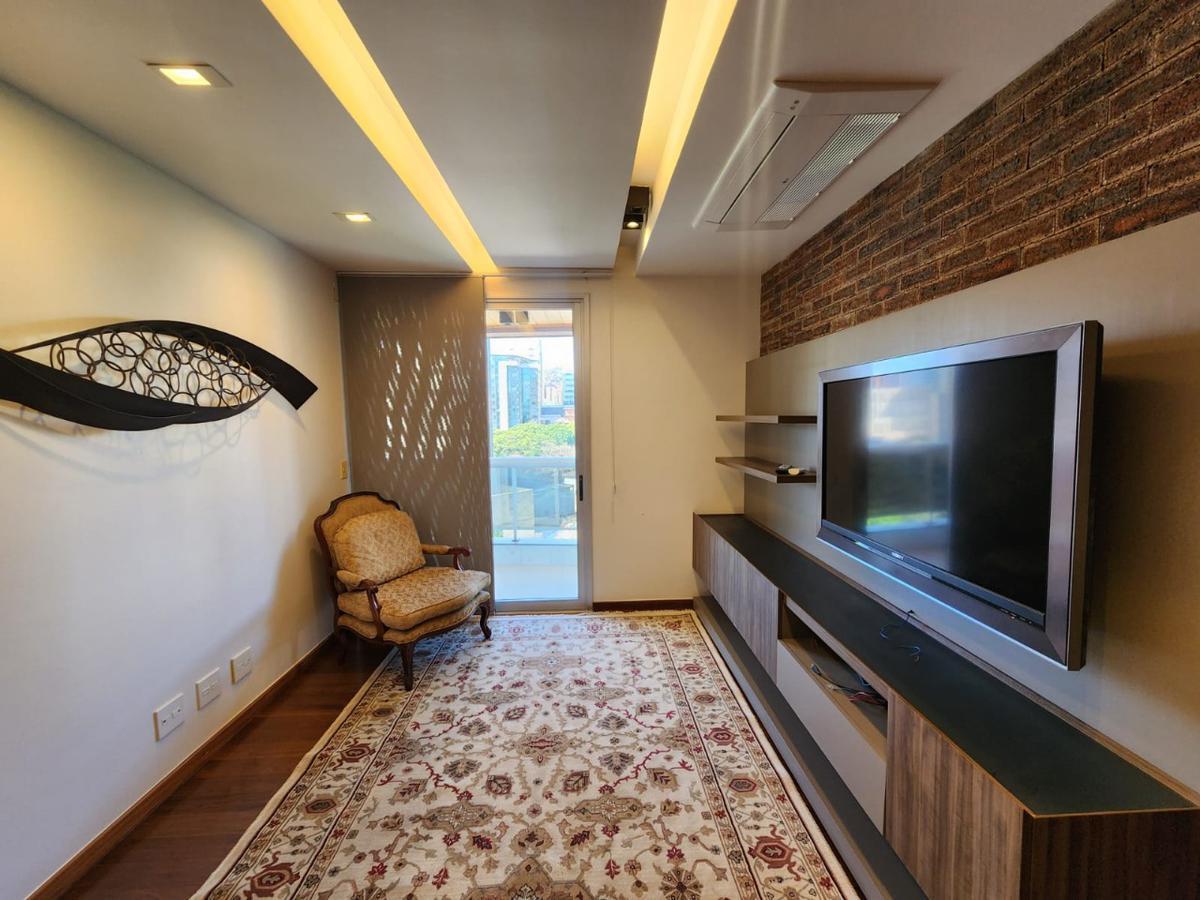 Apartamento, Funcionários, 4 Quartos, 3 Vagas, 2 Suítes