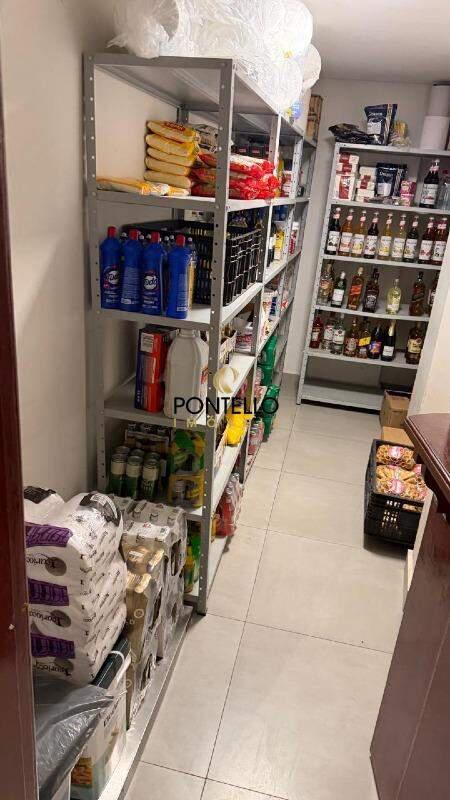 Casa, Centro, 1 Quarto, 0 Vaga, 1 Suíte