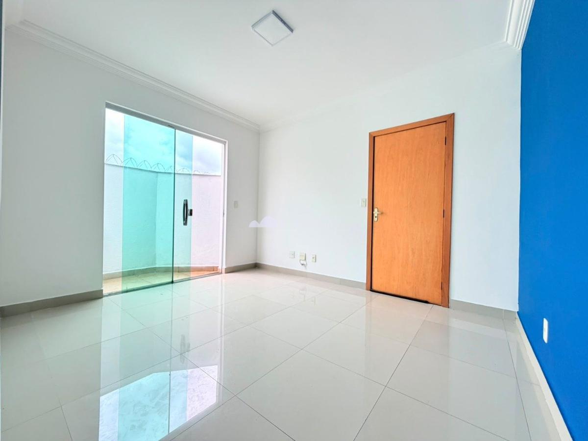 Apartamento, Candelária, 2 Quartos, 2 Vagas, 1 Suíte