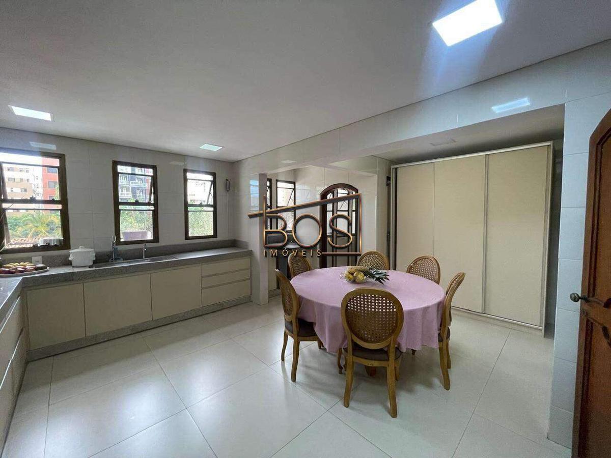 Apartamento, Funcionários, 4 Quartos, 3 Vagas, 2 Suítes