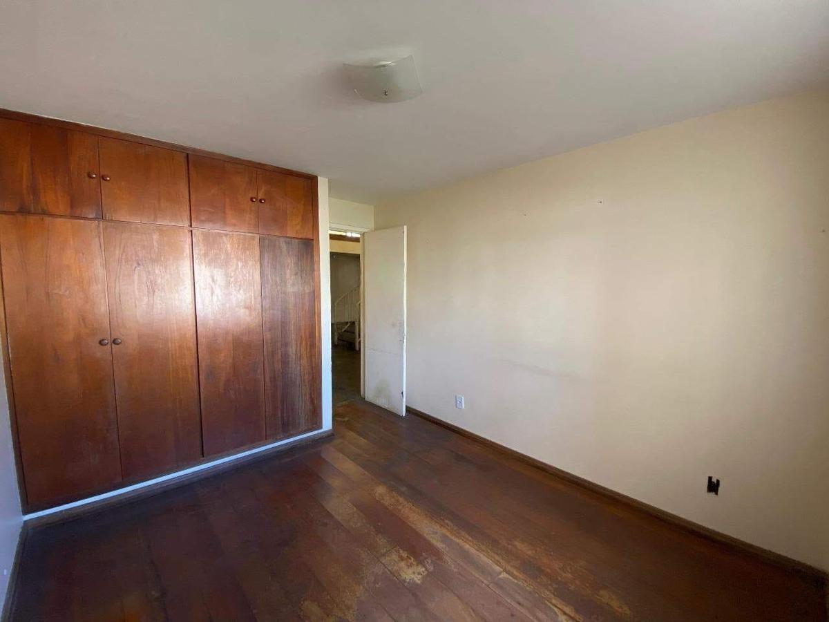 Casa, Nova Granada, 4 Quartos, 2 Vagas, 1 Suíte