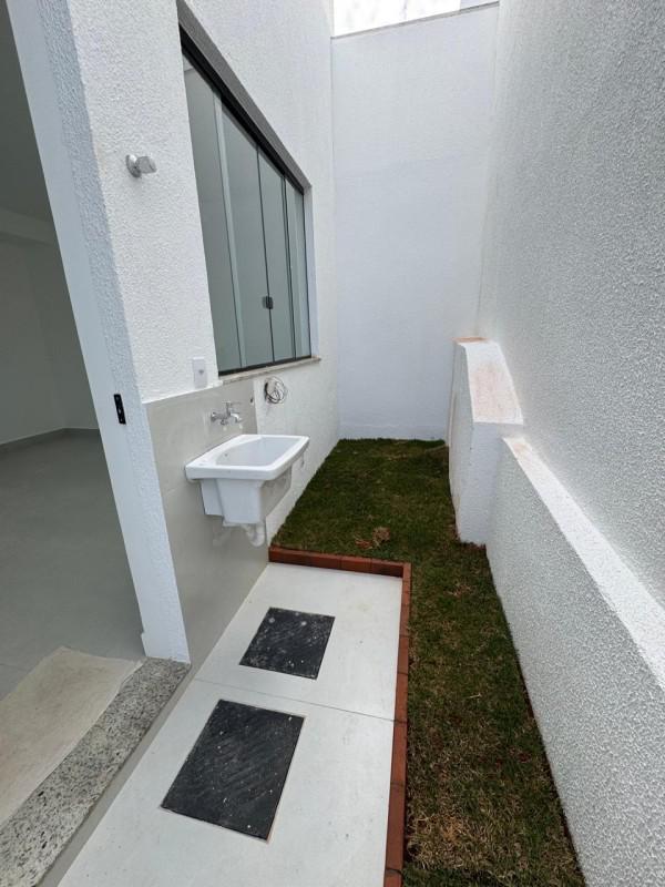 Casa, Jardim Vitória, 3 Quartos, 2 Vagas, 1 Suíte