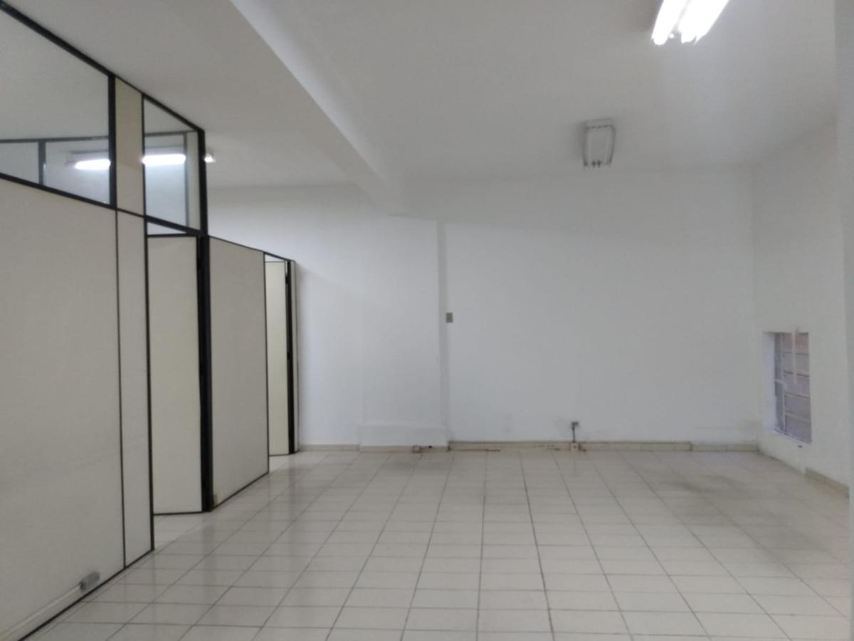 Sala, Centro, 0 Quarto, 0 Vaga