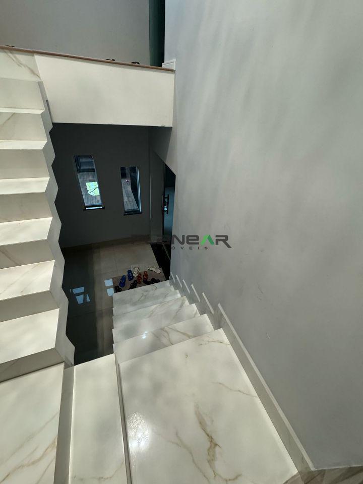 Casa, Centro, 4 Quartos, 4 Vagas, 2 Suítes