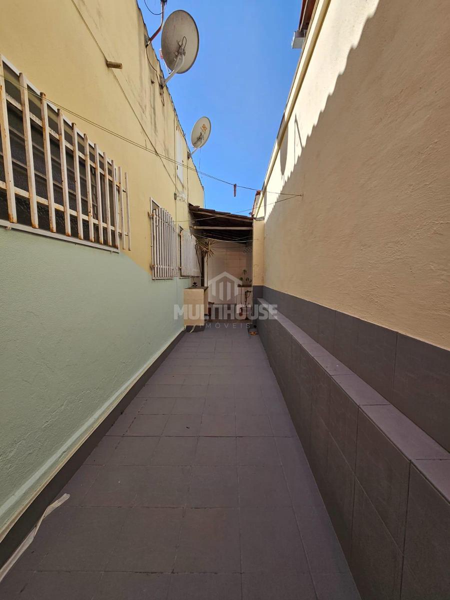 Casa, Santa Branca, 2 Quartos, 0 Vaga, 1 Suíte