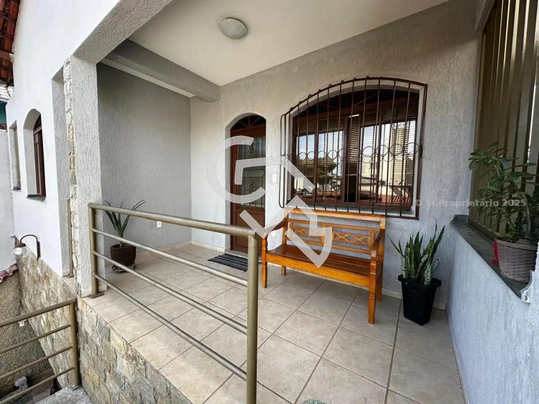 Casa, Nova Granada, 5 Quartos, 6 Vagas, 1 Suíte