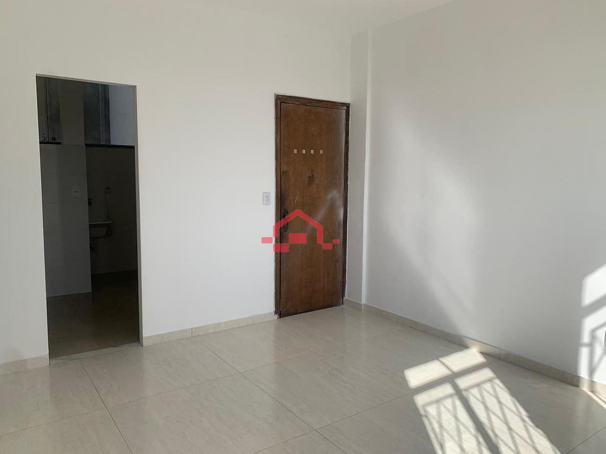 Apartamento, Nova Cachoeirinha, 3 Quartos, 0 Vaga