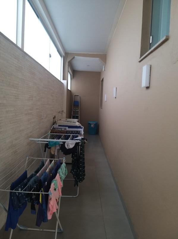 Casa, Serrano, 3 Quartos, 2 Vagas, 1 Suíte