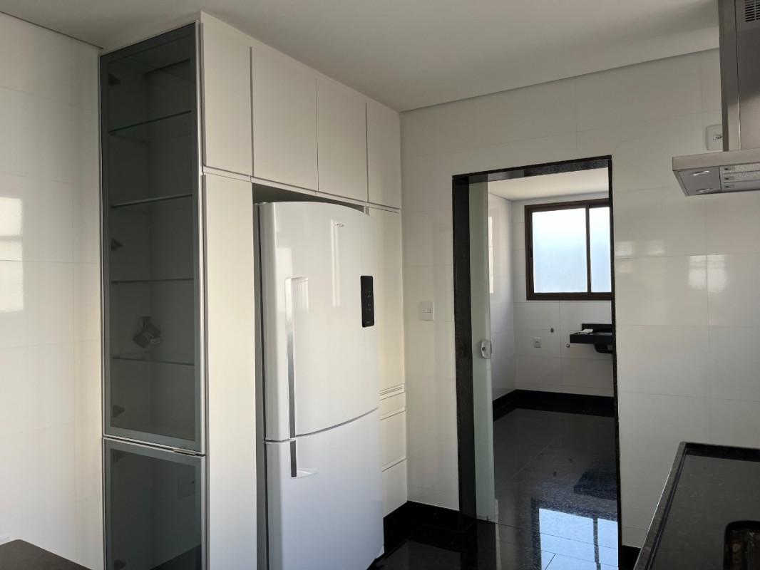 Apartamento, Castelo, 4 Quartos, 3 Vagas, 3 Suítes