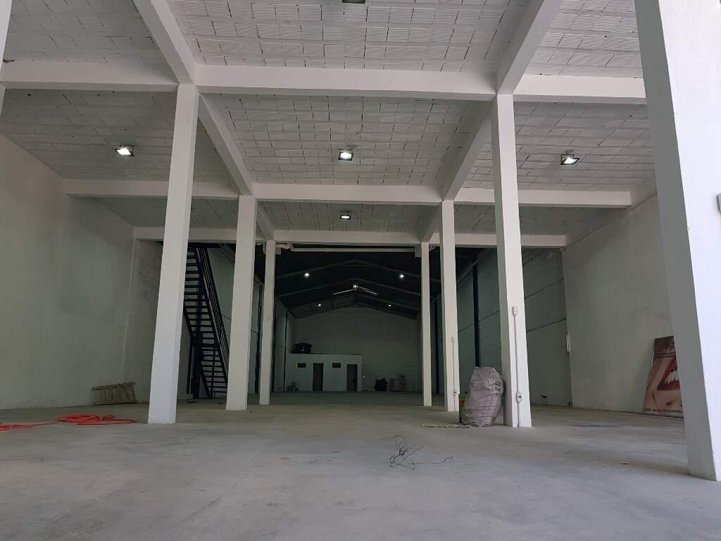 Galpão, Nova Granada