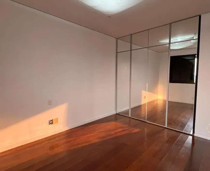 Cobertura, Serra, 4 Quartos, 6 Vagas, 2 Suítes