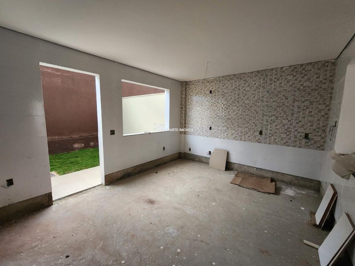 Casa, Sapucaia II, 3 Quartos, 2 Vagas, 1 Suíte
