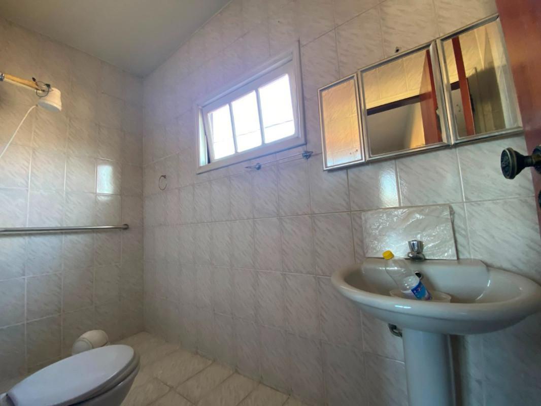 Casa, Centro, 5 Quartos, 1 Vaga, 2 Suítes