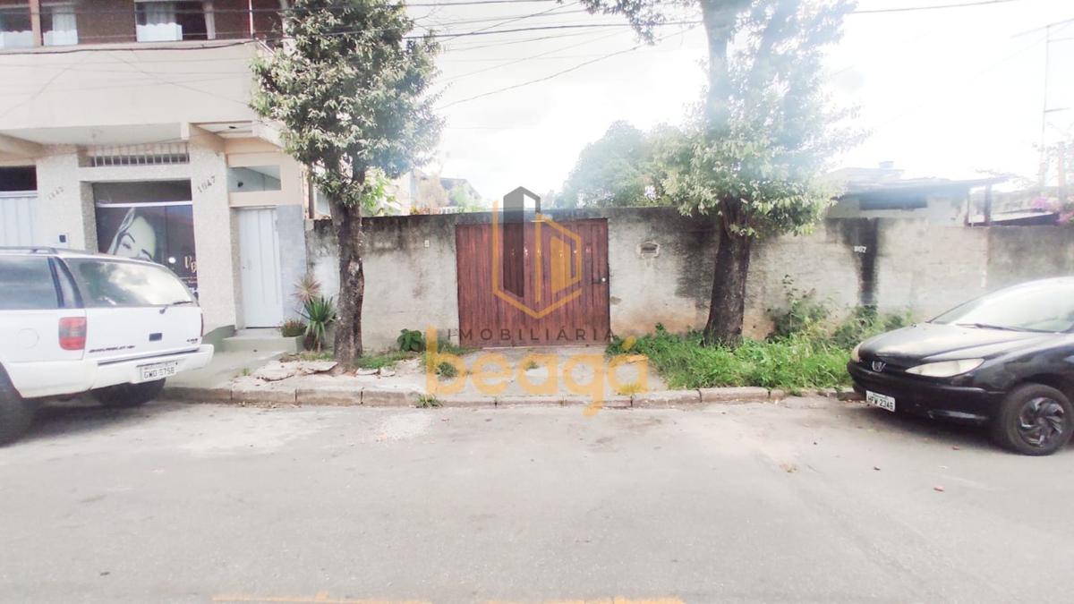 Casa, Santa Terezinha, 3 Quartos, 6 Vagas