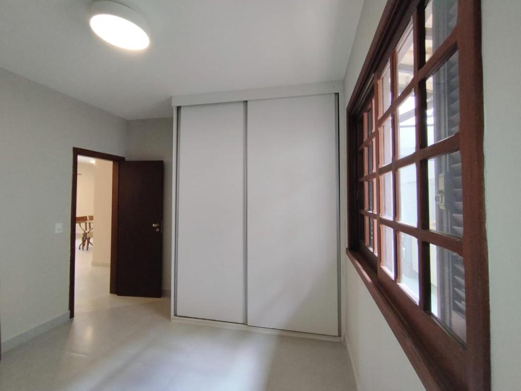 Casa, Joá, 4 Quartos, 4 Vagas, 2 Suítes