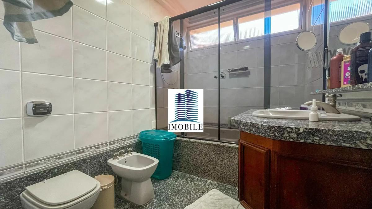 Casa, Vila Paris, 6 Quartos, 7 Vagas, 2 Suítes
