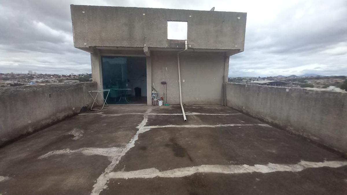 Prédio, Suzana, 3 Quartos, 2 Vagas, 1 Suíte